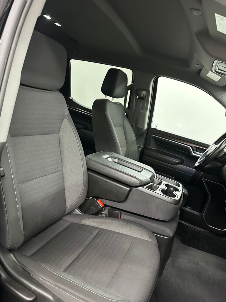 used 2022 Chevrolet Silverado 1500 car, priced at $30,985