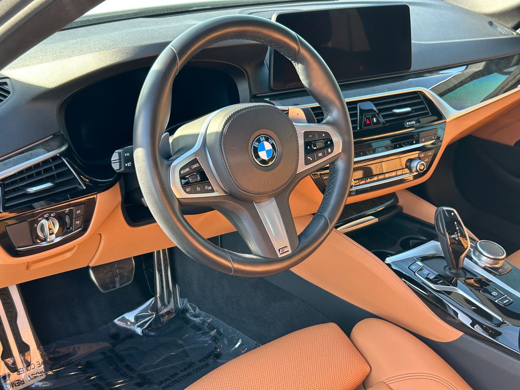2022 BMW 5 Series 540i 13