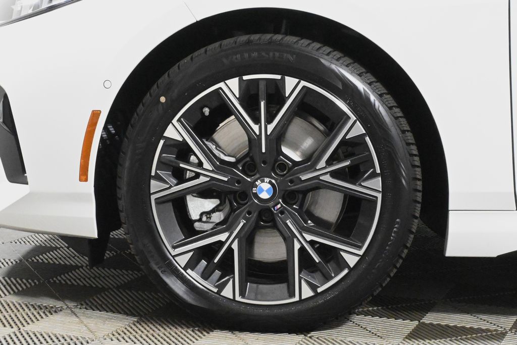 Thumbnail: 2026 BMW 2 Series - 12