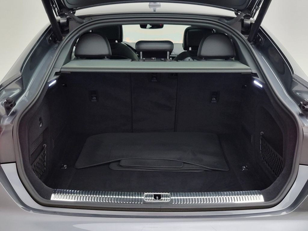 Thumbnail: 2018 Audi A5 - 10