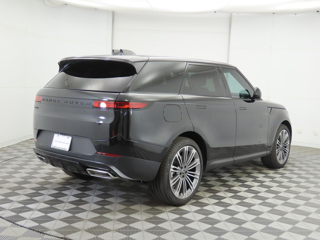 Thumbnail: 2025 Land Rover Range Rover Sport - 5