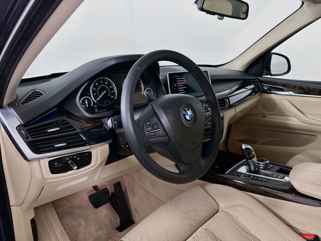 Thumbnail: 2014 BMW X5 - 9