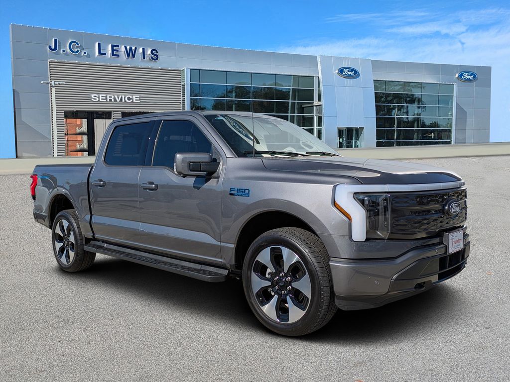 2025 Ford F-150 Lightning Platinum