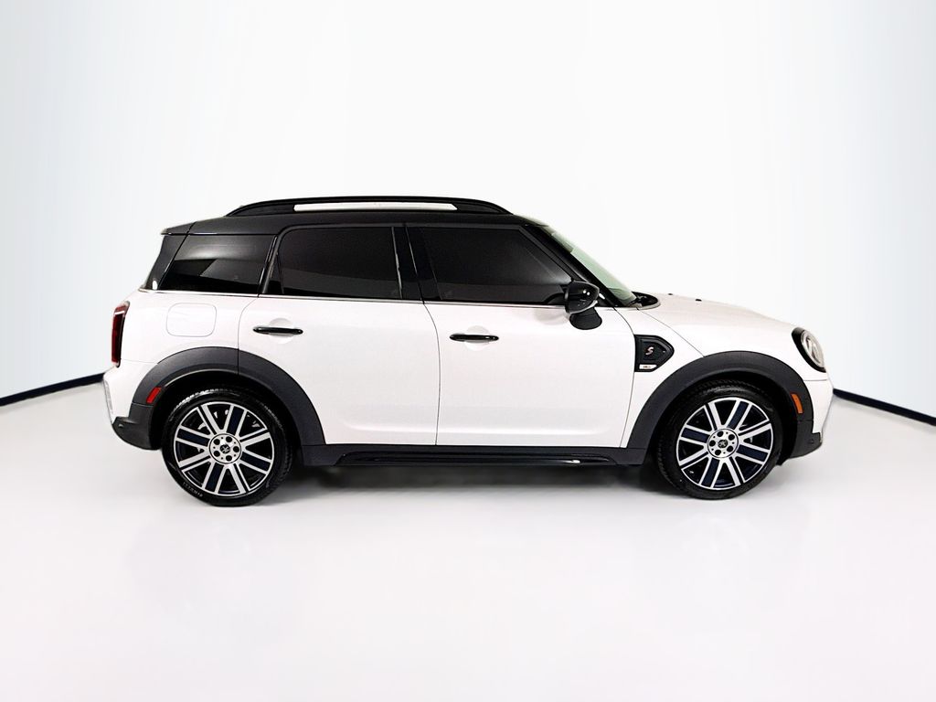 Thumbnail: 2024 MINI Cooper Countryman - 4