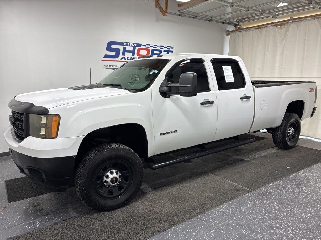2014 GMC Sierra 2500HD Work Truck Crew Cab SB 4WD