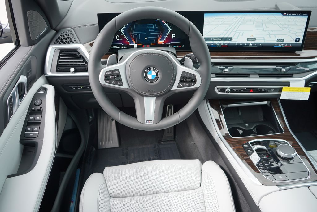 Thumbnail: 2026 BMW X5 - 15