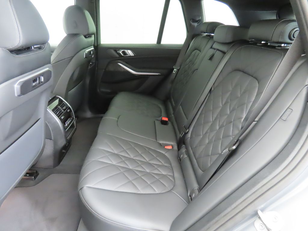 Thumbnail: 2026 BMW X5 - 22