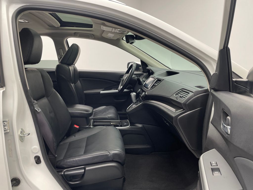 Thumbnail: 2016 Honda CR-V - 17