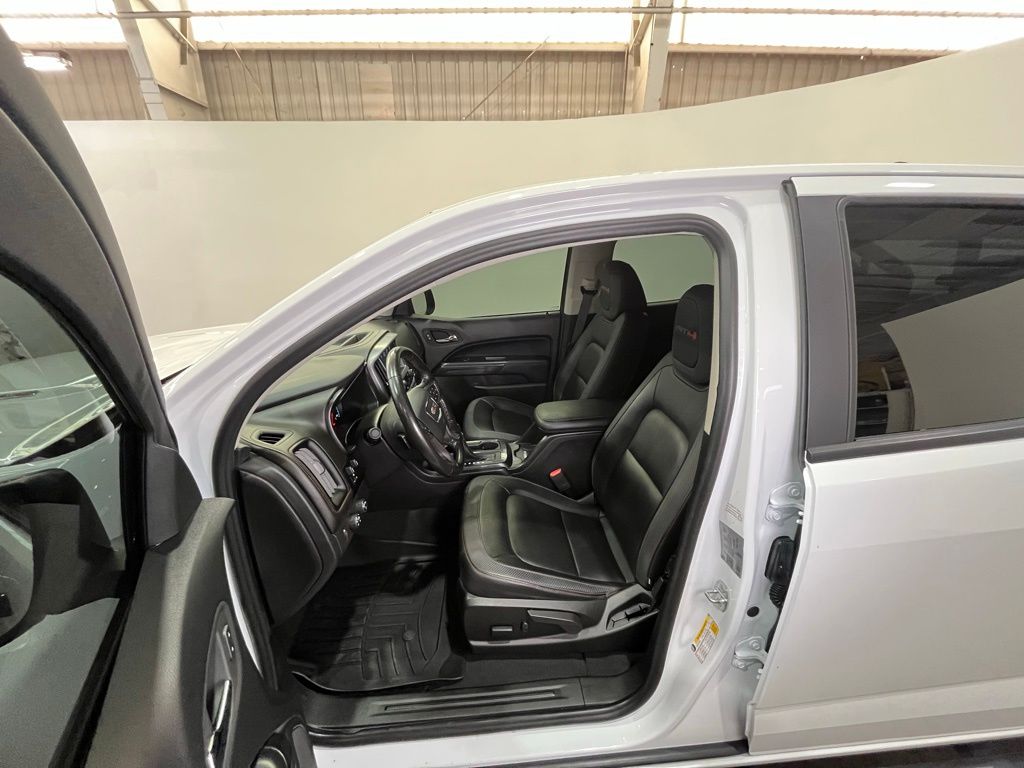 2022 GMC Canyon AT4 w/Leather
