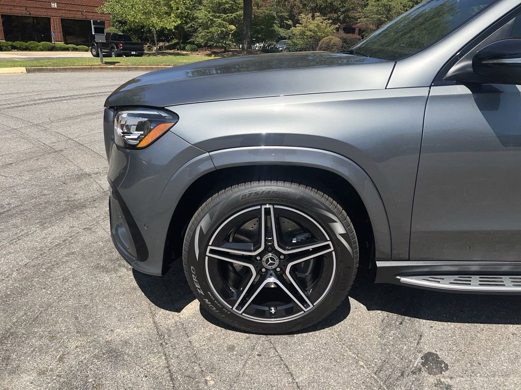 2025 Mercedes-Benz GLS GLS 450 12