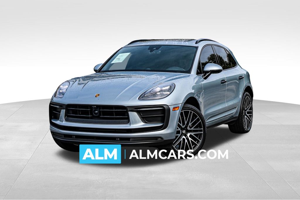 2024 Porsche Macan Base