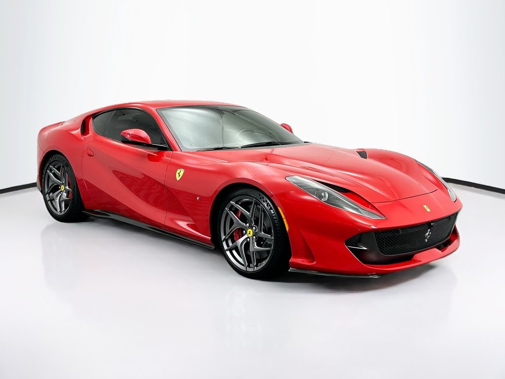 Thumbnail: 2019 Ferrari 812 - 3