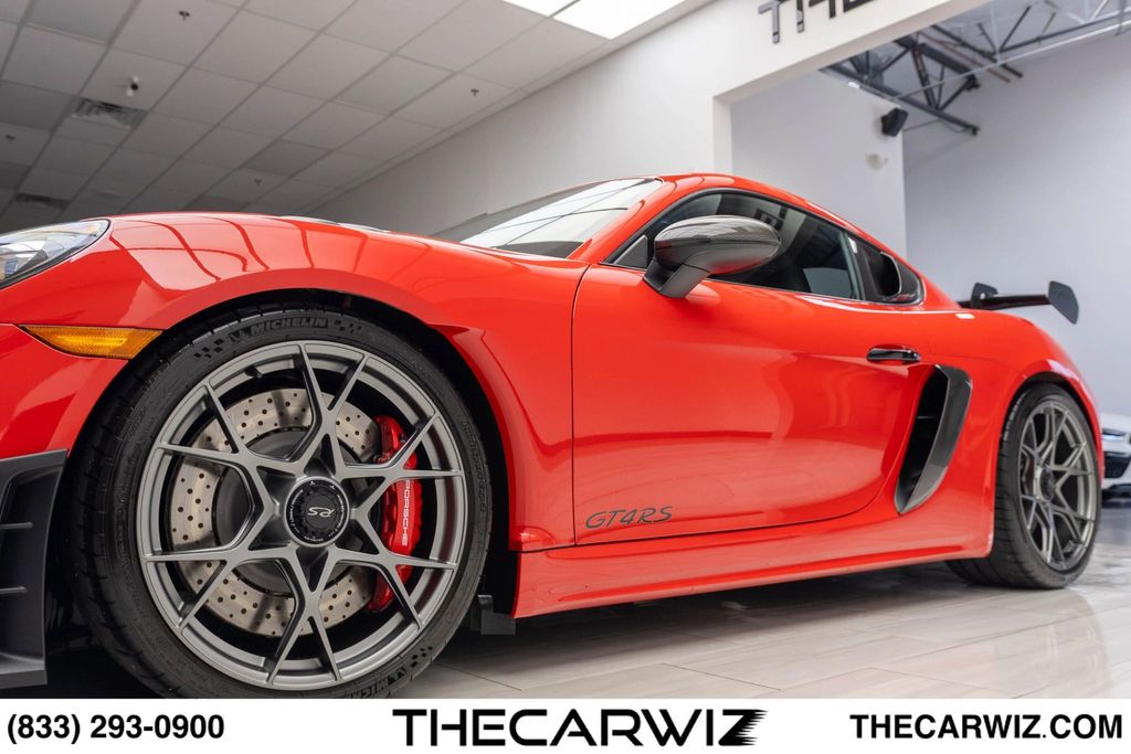 2023 Porsche 718 Cayman