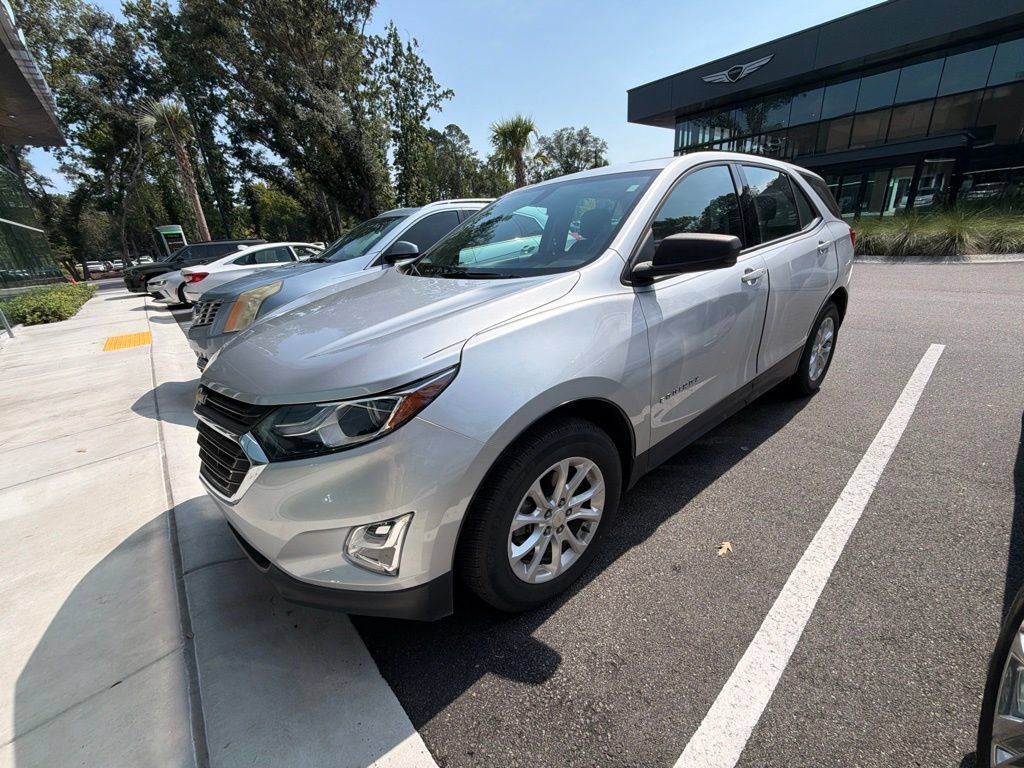 Silver Ice Metallic 2019 Chevrolet Equinox SUV / Crossover Front-Wheel Drive 6-Speed Automatic Overdrive