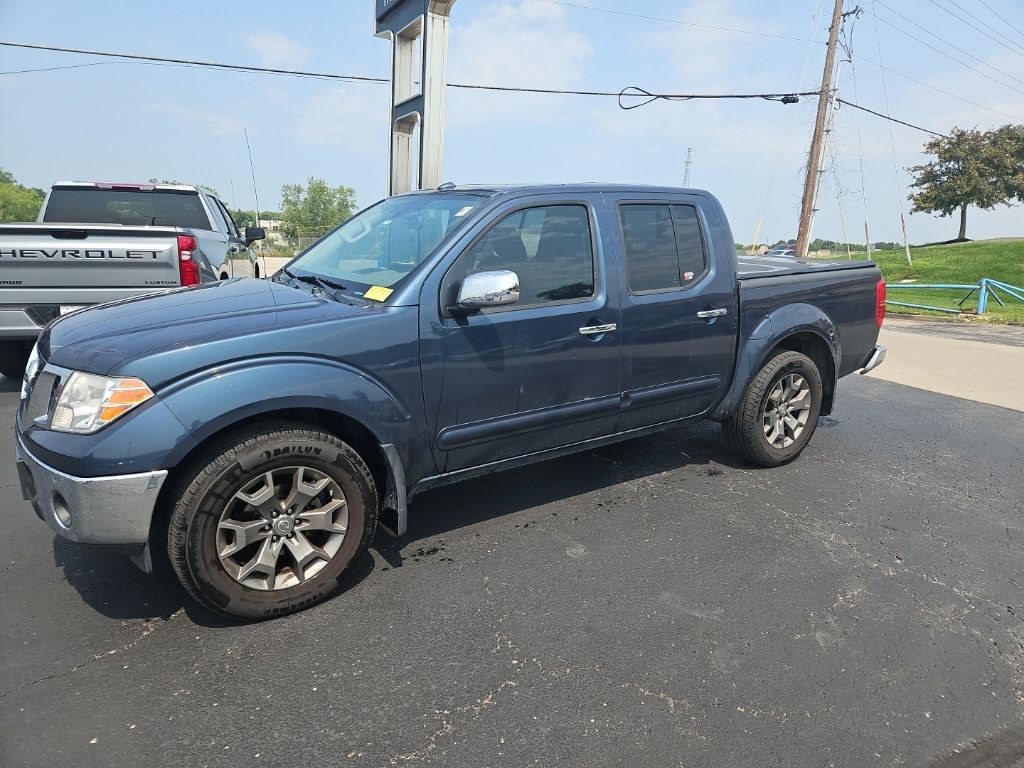 Arctic Blue Metallic 2017 Nissan Frontier Pickup Truck Four-Wheel Drive 5-Speed Automatic Overdrive