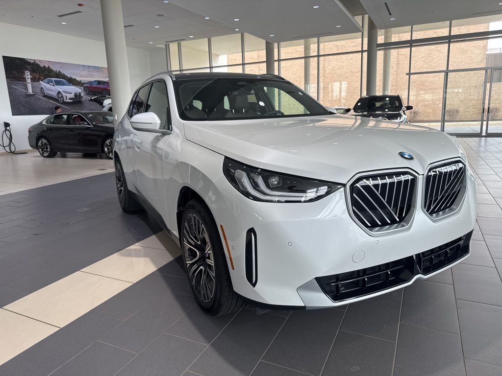 Thumbnail: 2026 BMW X3 - 3