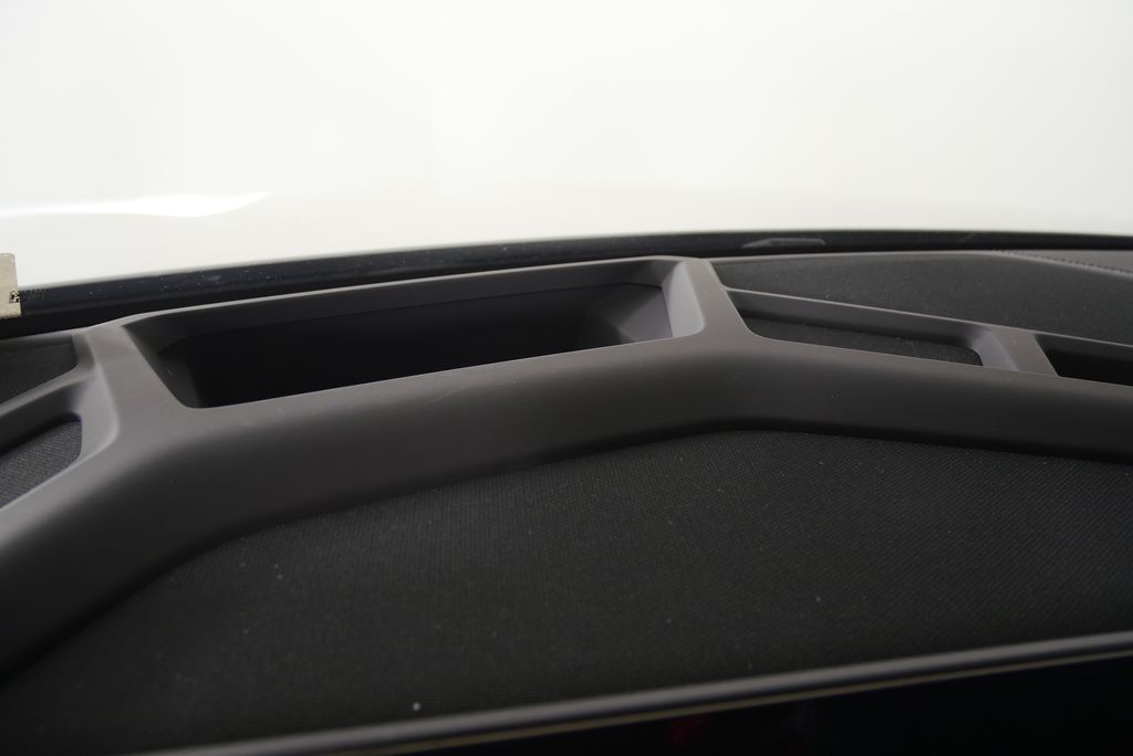 Thumbnail: 2026 BMW XM - 23