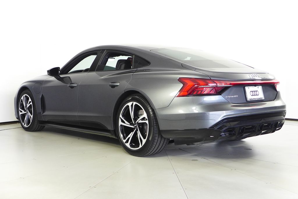 Thumbnail: 2023 Audi e-tron GT - 8