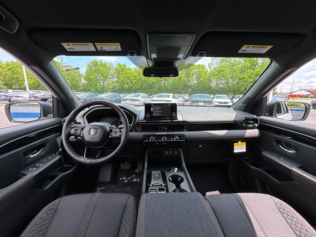 2025 Honda Pilot Sport 10