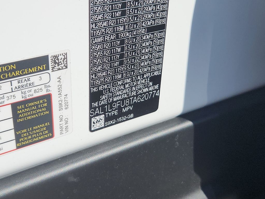 Thumbnail: 2026 Land Rover Range Rover Sport - 27
