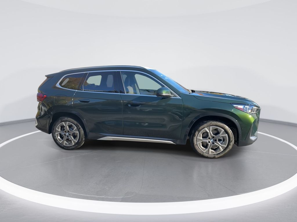 2025 BMW X1 xDrive28i 9