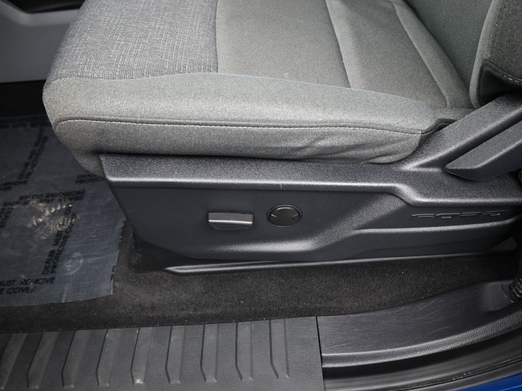 Used 2024 Blue Metallic Ford XLT image 15