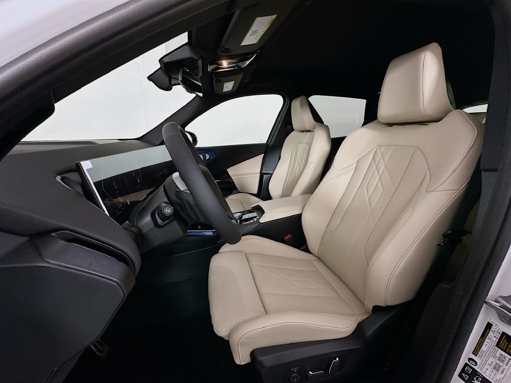 Thumbnail: 2026 BMW X3 - 16