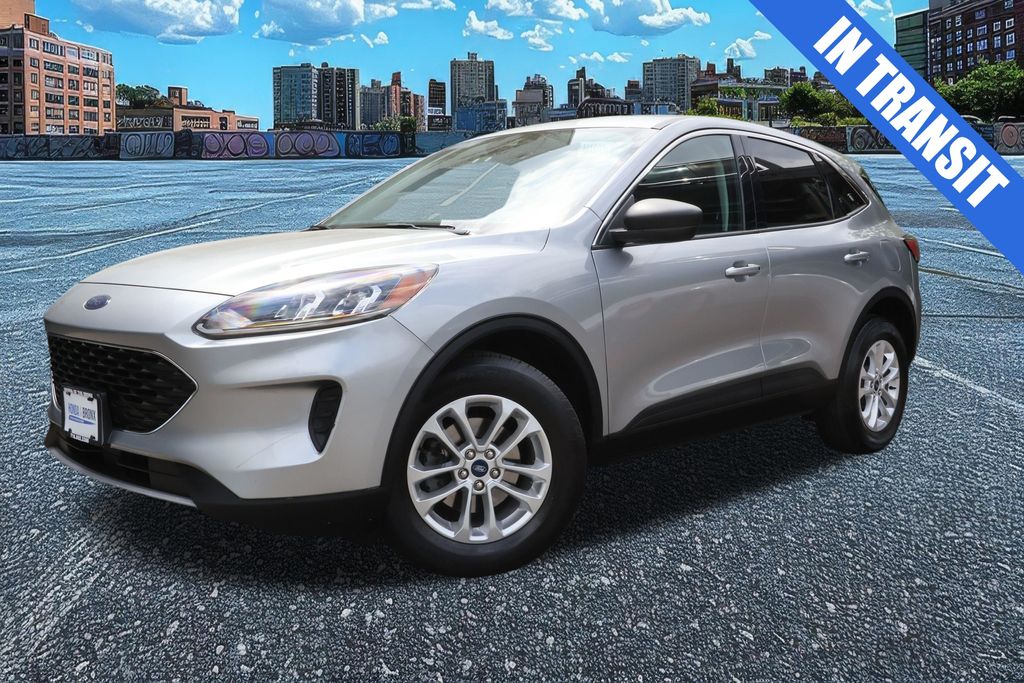 Iconic Silver Metallic 2022 Ford Escape SE AWD SUV / Crossover All-Wheel Drive 8-Speed Automatic