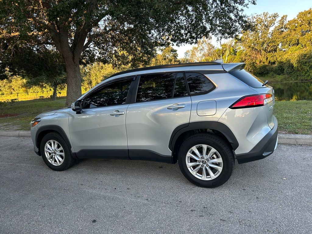 Thumbnail: 2023 Toyota Corolla Cross - 3