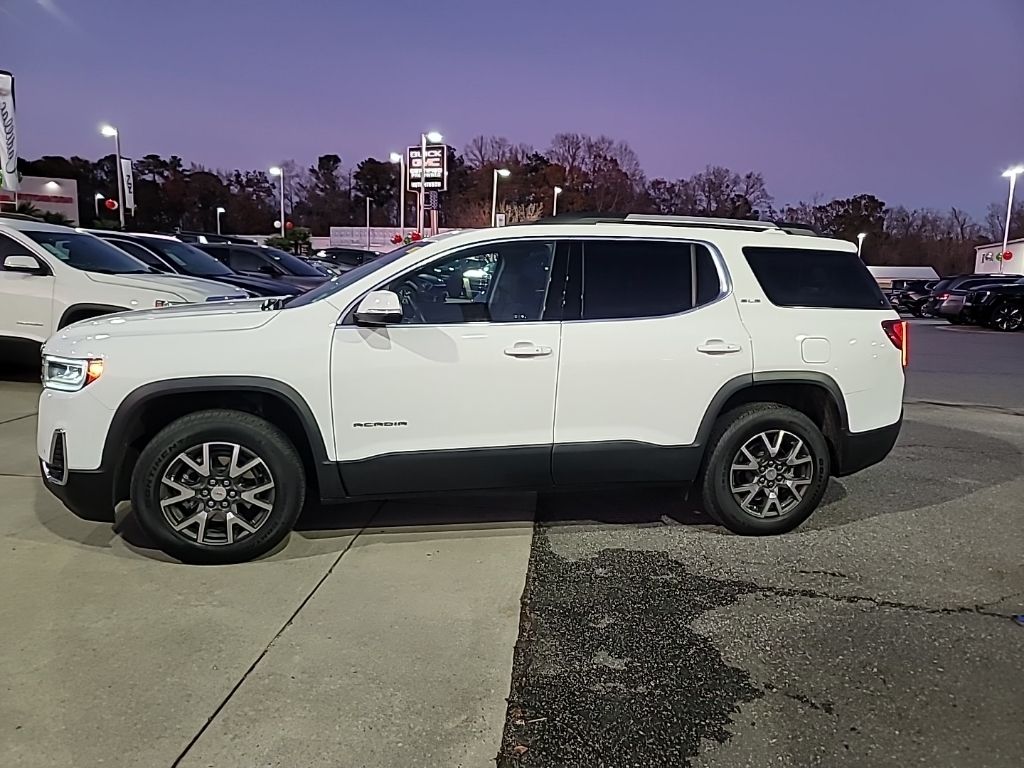 2023 GMC Acadia SLE 4