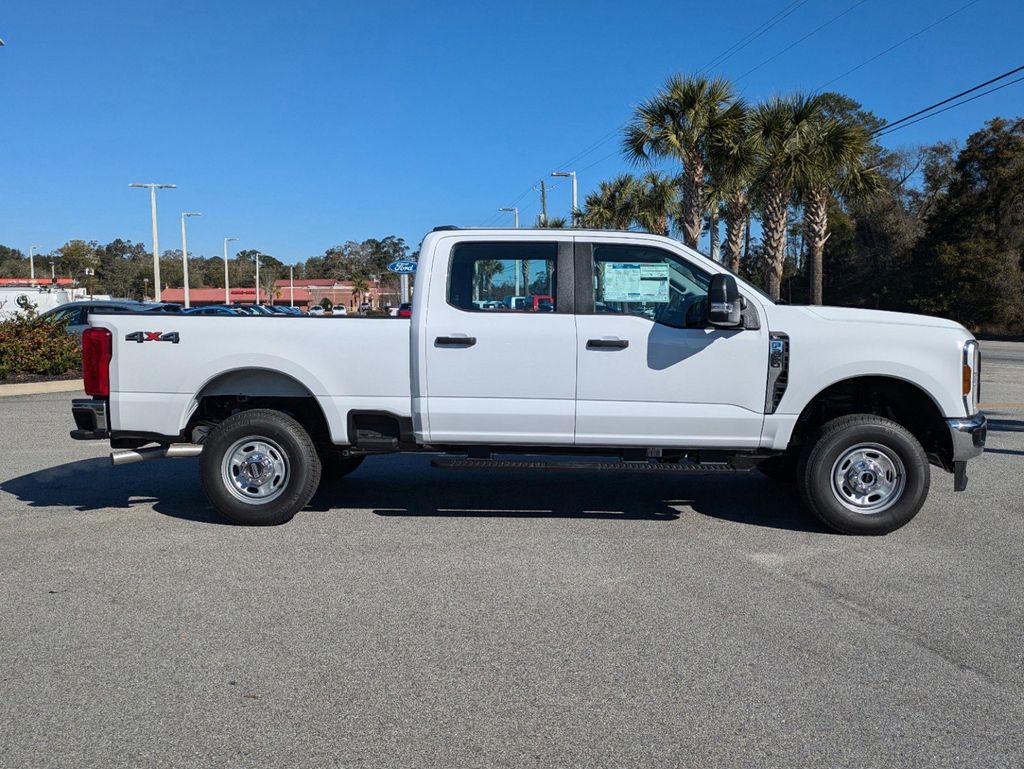 2024 Ford F-350 Super Duty XL