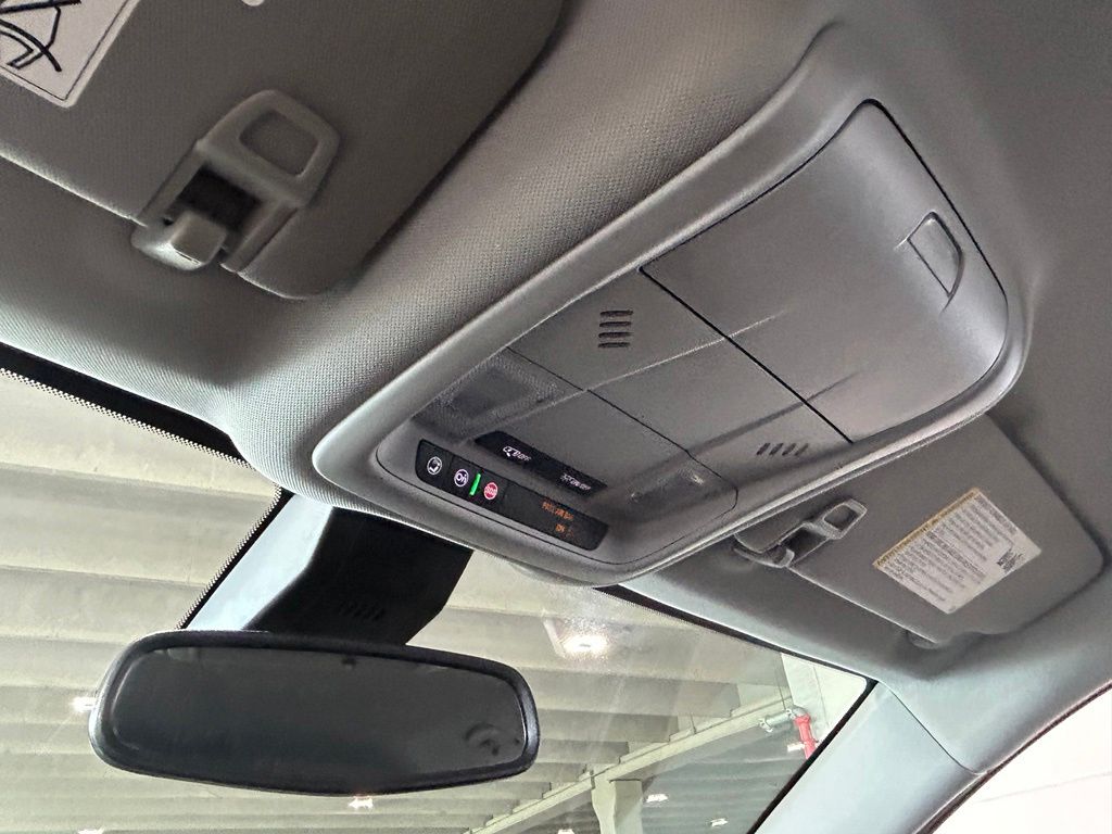 Used 2023 Summit White GMC SLE image 29