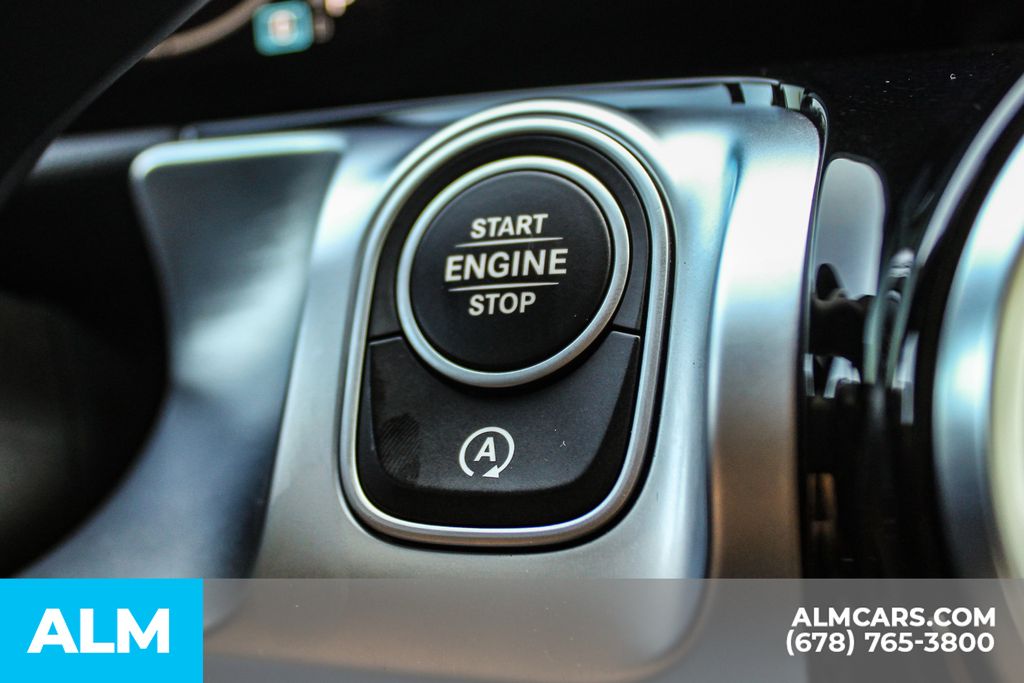 Used 2024 Black Mercedes-Benz GLB 250 image 28