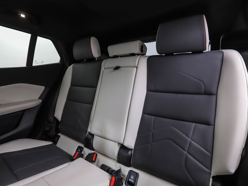 Thumbnail: 2025 BMW X2 - 22