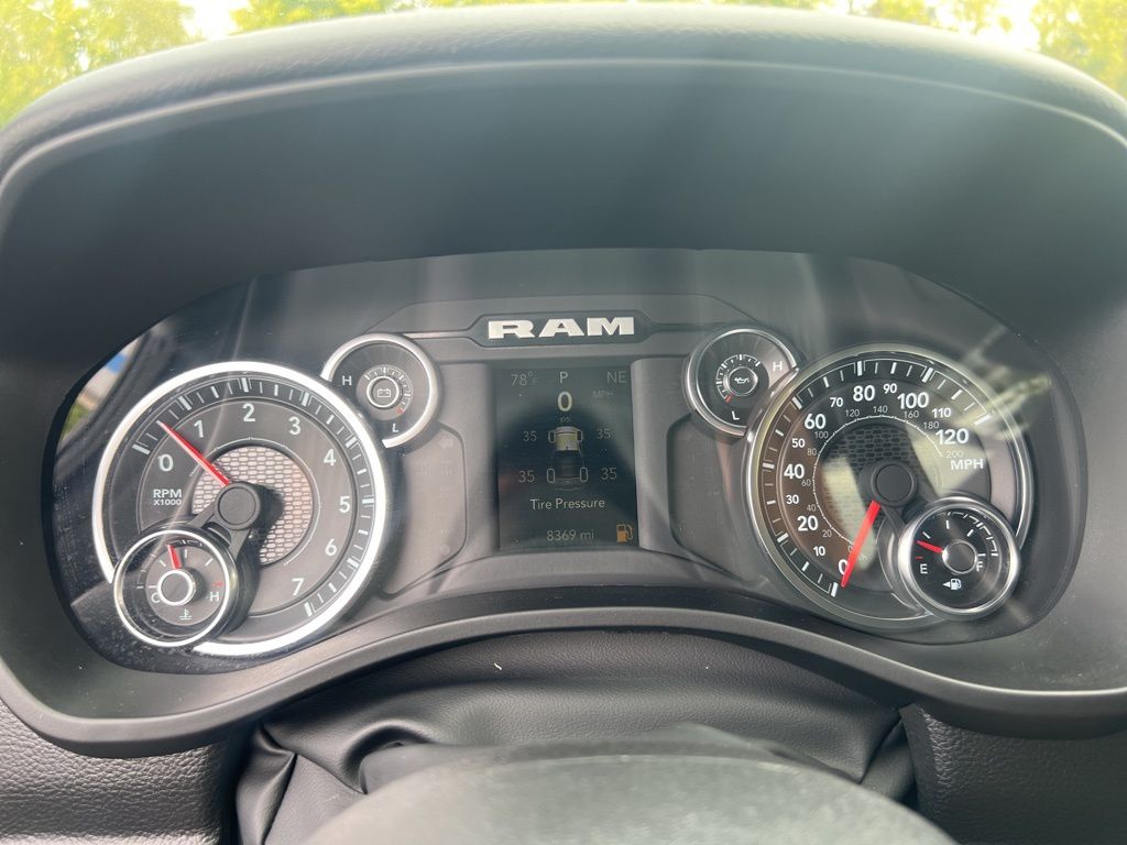 Thumbnail: 2024 RAM 1500 - 26