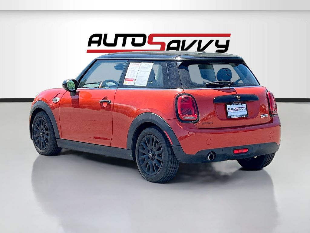 Used 2020 Orange MINI Signature image 5