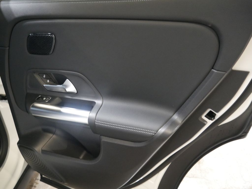 Thumbnail: 2026 Mercedes-Benz GLA - 32