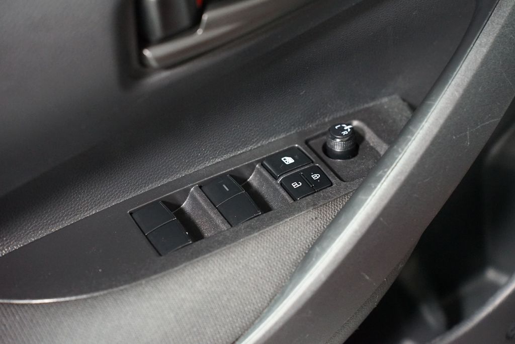 Thumbnail: 2025 Toyota Corolla - 28