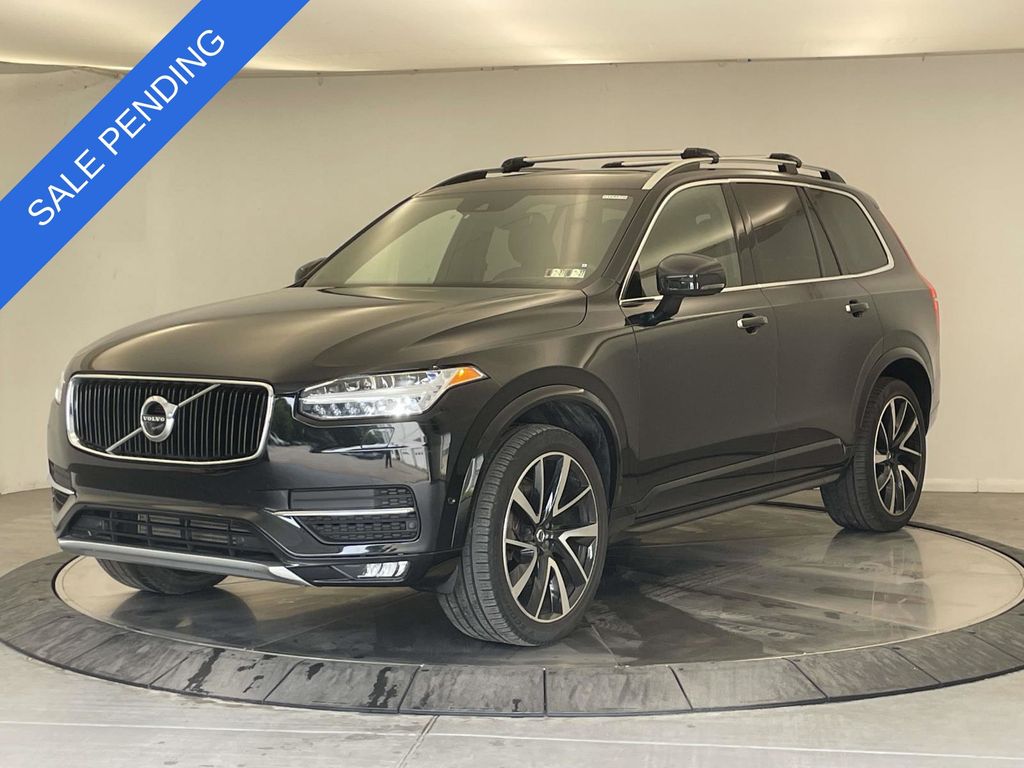 2019 Volvo XC90 T6 Momentum AWD