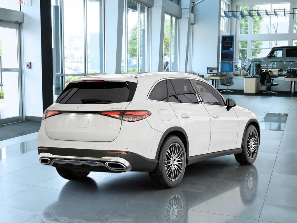 Thumbnail: 2026 Mercedes-Benz GLC - 21