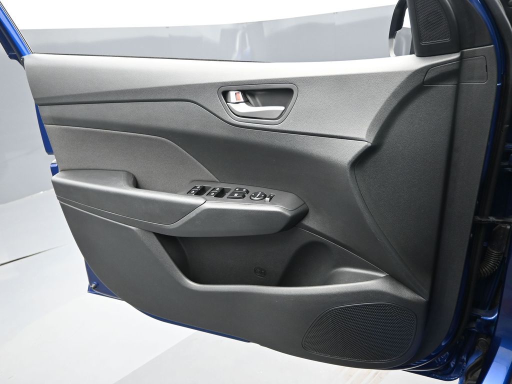 2021 Hyundai ACCENT SEL