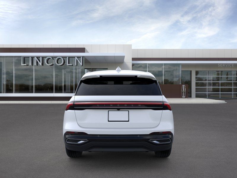 Thumbnail: 2026 Lincoln Nautilus - 5
