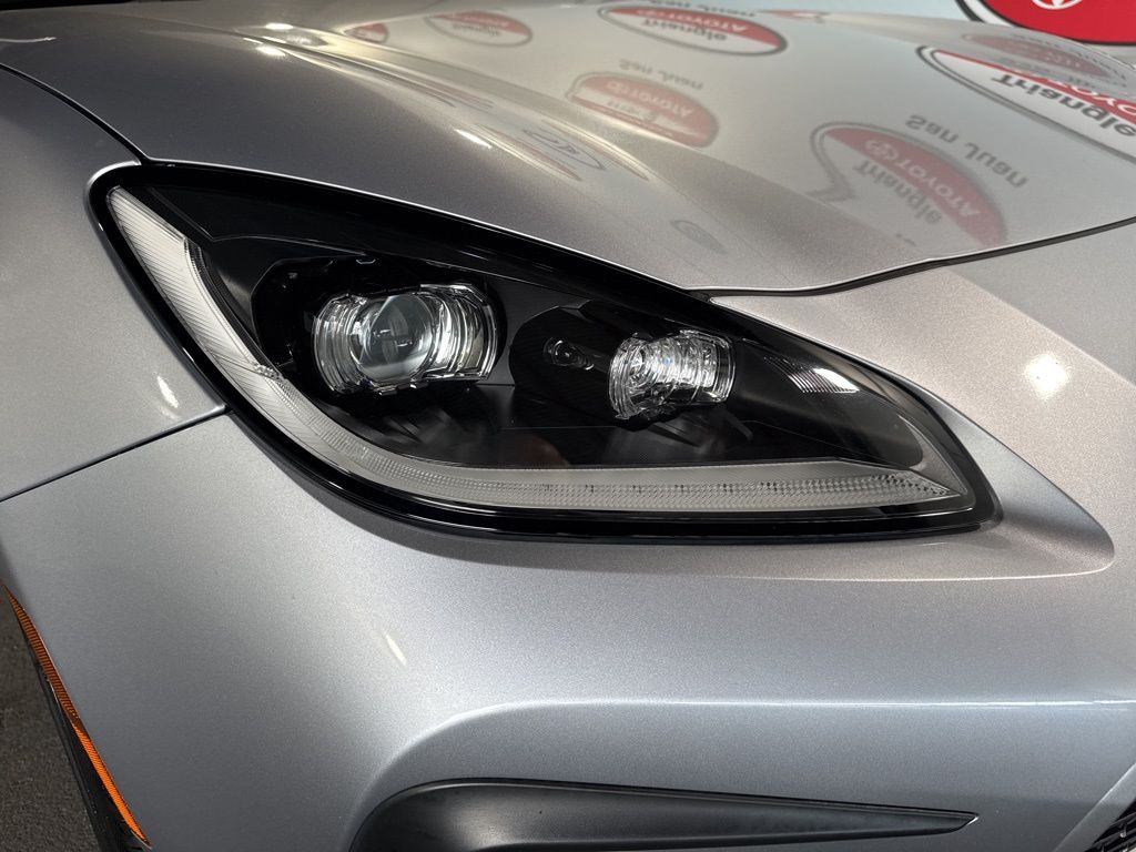 Thumbnail: 2023 Toyota GR86 - 12