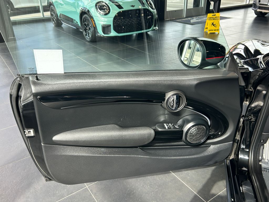 Thumbnail: 2024 MINI Cooper - 11