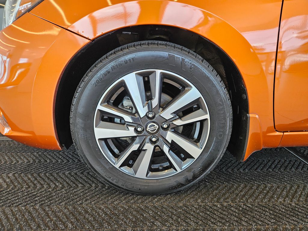 2021 Nissan Versa 1.6 SV