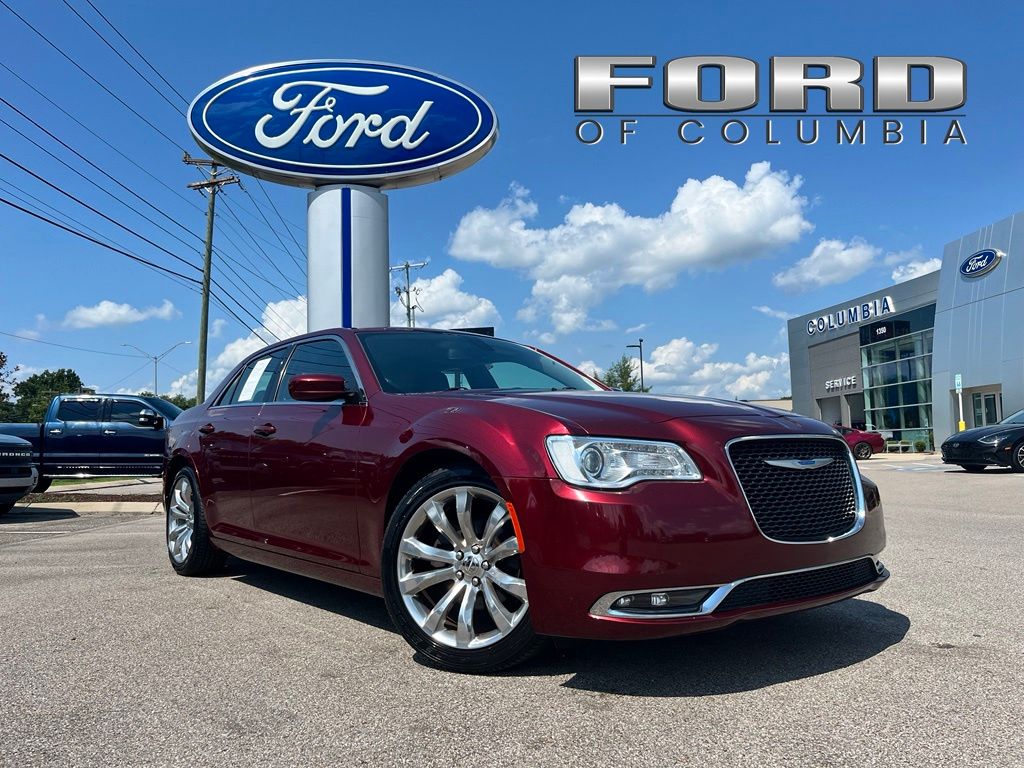 2019 Chrysler 300 Touring RWD