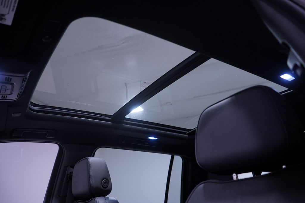 Thumbnail: 2021 GMC Yukon XL - 8