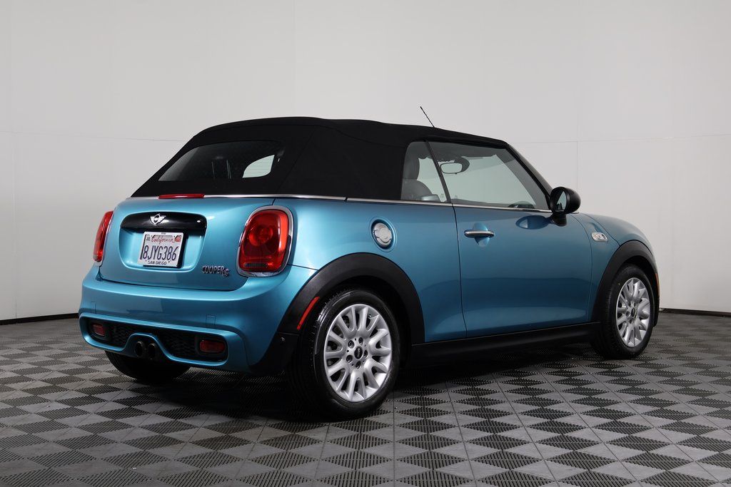 Thumbnail: 2016 MINI Cooper - 4