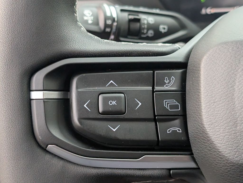 new 2026 Jeep Cherokee car, priced at $39,505