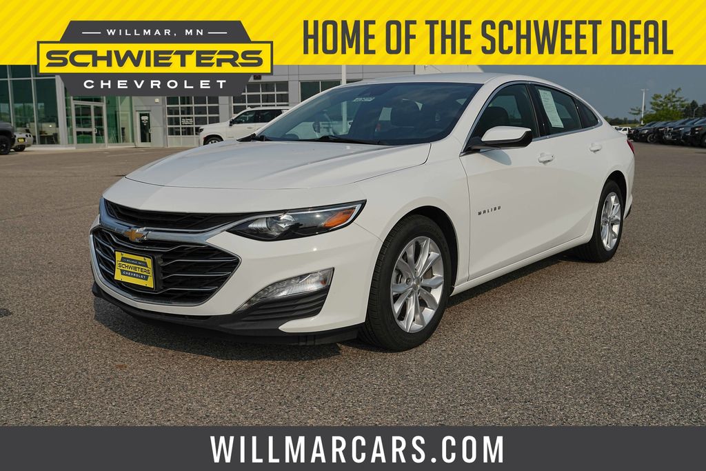 Summit White 2025 Chevrolet Malibu Sedan Front-Wheel Drive Continuously Variable Transmission